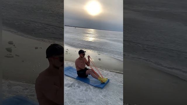 Качаем биц и триц ? ☀️?#бицепс #трицепс #тренировка #питер #хорошеенастроение #workout #training