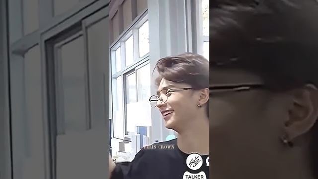 Hyunjin straykids #hyunjin #straykids #skz #kpop #shorts (pls check the description box?) смотреть онлайн