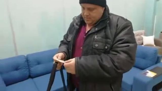 Участник розыгрыша вытянул сертификат на 2 000 рублей и пуф! смотреть онлайн
