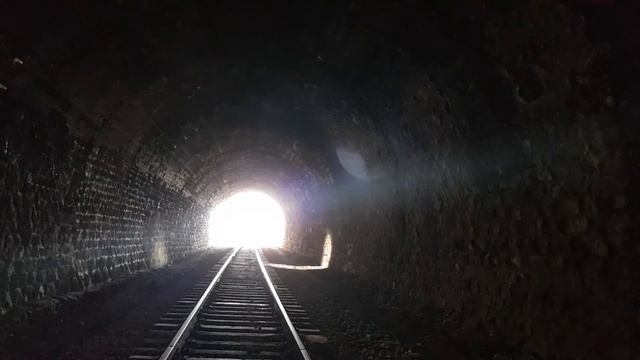 Тоннель 25 на КБЖД 100 лет назад и сейчас. Боковой ход к Байкалу смотреть онлайн