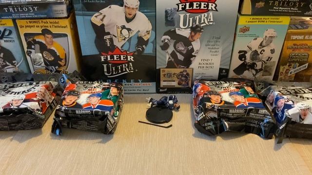 Вскрываем пакетики с фигурками Imports dragon 2,5" Premium Sports Artifacts NHL Figure смотреть онлайн