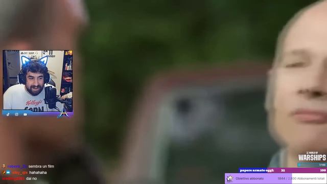 Indagini Omicidi - Il detective sgranocchia spugne per i piatti come un chad смотреть онлайн