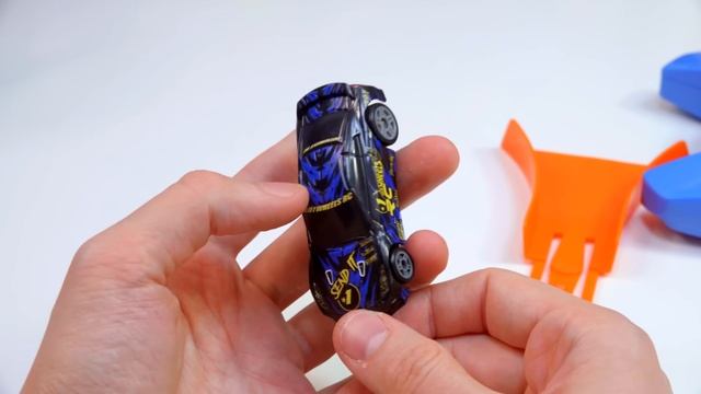 Реальный HotWheels Nissan GT с пультом управления смотреть онлайн