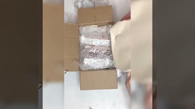 Распаковка посылки с духами 😍 смотреть онлайн