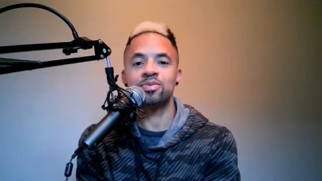 466. Leah Elson - The Struggle is Real. Why Science Has a Communication Problem and How to Fix It смотреть онлайн