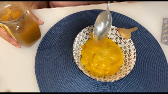 Altın Krem. Zerdeçal & Bal Beyazlatan Gece Kremi ile Gençleşin. смотреть онлайн