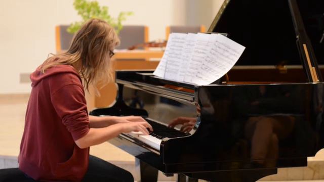 16 Claire de Lune (Claude Debussy) смотреть онлайн