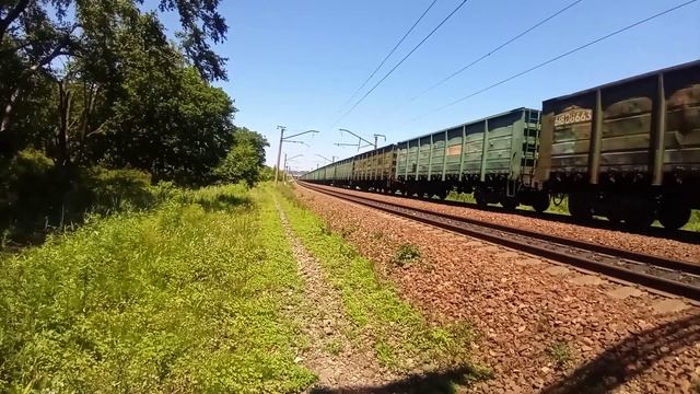 Система электровозов 2ЭС5К-056/046 "Ермак" с грузовым поездом. смотреть онлайн