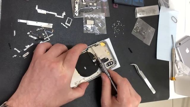 Собираем Айфон 10 по запчастям! смотреть онлайн
