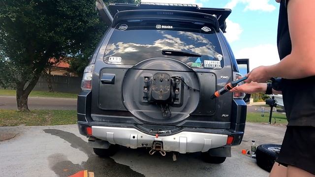 NEW PANEL REPLACEMENT FOR REAR TYRE COVER| Pajero tyre upgraded to make room for larger tyres смотреть онлайн