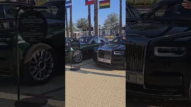 Rolls-Royce #shorts #uae #dubai #rollsroyce #cars #luxury #дубай #авто #тачки #машины #ролсройс смотреть онлайн