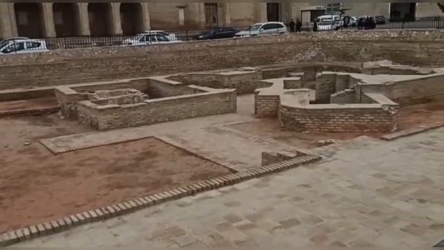 Узбекистан. Бухара. Медресе Надир-Диван-Беги смотреть онлайн