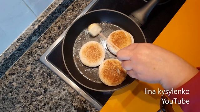 Завтрак. Тосты с шоколадом. Вкусно и быстро, без муки и теста. смотреть онлайн