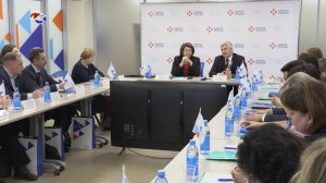 Глава Карелии посетил первый в регионе Кадровый Центр «Работа России»