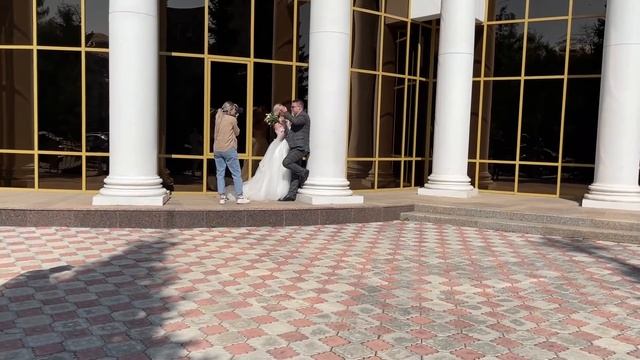 ВЛОГ: НА СВАДЬБЕ У ДРУЗЕЙ ❤️ РЕСТОРАН / НАБЕРЕЖНАЯ САРАТОВ смотреть онлайн