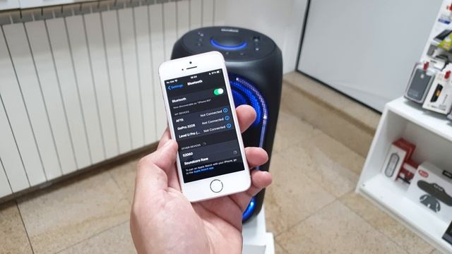 Безжичен парти спийкър Anker Rave от dice.bg смотреть онлайн