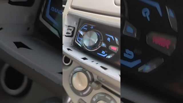 обзoр нисан марч 2002 год выпуска