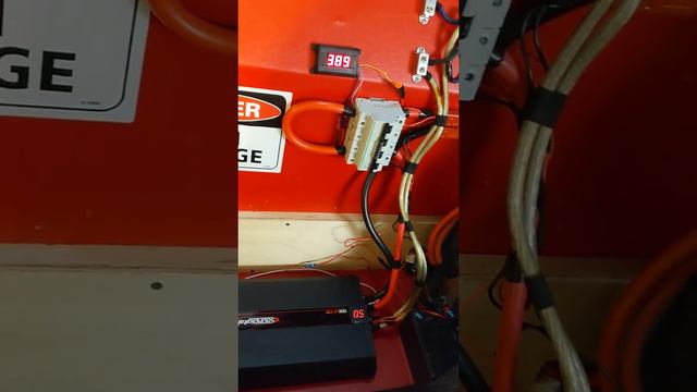 100,000 watt high voltage amp in electric car смотреть онлайн