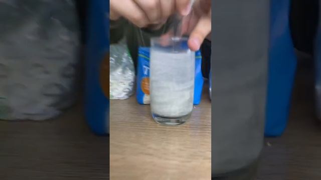 ПРОВЕРКА ТВОРОГА НА НАТУРАЛЬНОСТЬ❌✅ #shorts смотреть онлайн