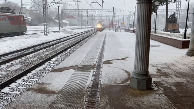 ЭВС1-06 прибытие на Тверь. #сапсан смотреть онлайн