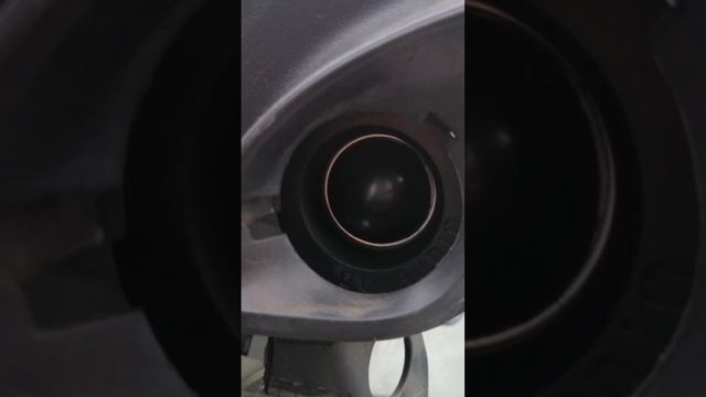 Замена штатных динамиков(пищалок) на DL Audio Raven Easy Install Neo Tweeter в Ford Focus 2 смотреть онлайн