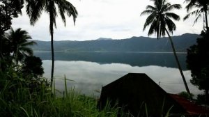 Удивительное озеро Манинджао. Суматра. Индонезия.