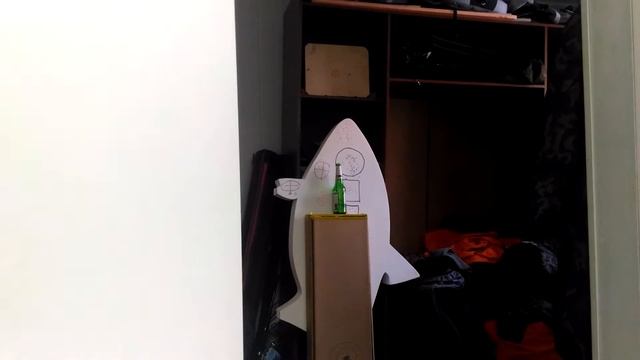 Глок 18с разбивает стеклянную бутылку смотреть онлайн