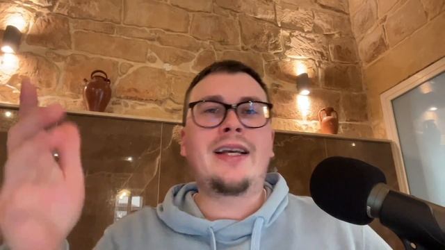 Где Жить Туристу на Мальте? Отель или AirBnB? смотреть онлайн