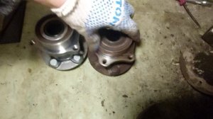 Замена ступичного подшипника Subaru