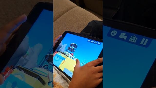 What's on my Ipad - Totally Reliable Delivery Service смотреть онлайн