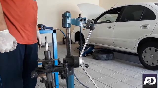 Nissan Sunny 2007. Amortizator Doldurulmasi AD. смотреть онлайн