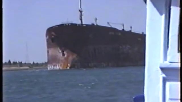 JAHRE VIKING in the Suez Canal смотреть онлайн