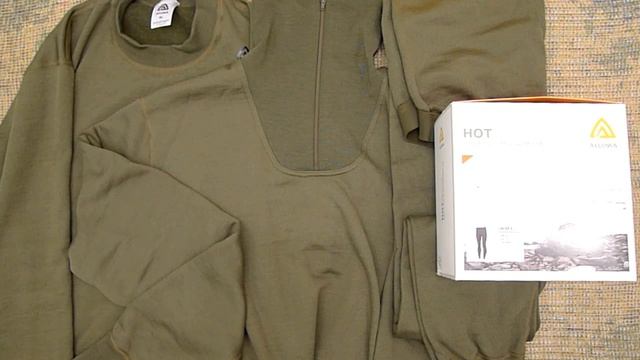 Видео обзор белья из шерсти мериноса HotWool Polo w/Zip, Shirt Crew Neck и Long Pants от "Aclima". смотреть онлайн