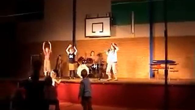 Playback koncert Regnbuen Hovborg смотреть онлайн