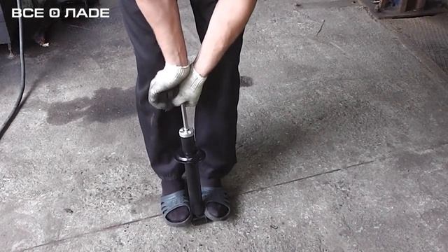 Замена амортизаторов и пружин задней подвески. Лада Калина (Lada Kalina - AvtoVAZ)