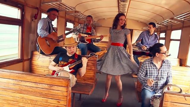 "Marina Band" - Loсo-motion (Little Eva cover) by Gerry Goffin, Carole King смотреть онлайн