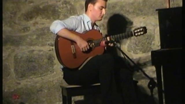 Michaelangelo Niarchos Plays 