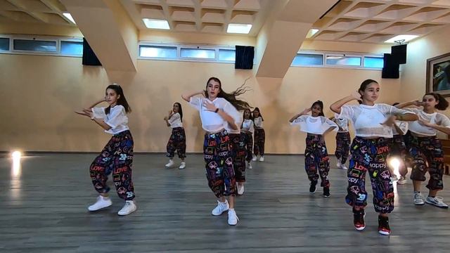 CHRISTINA MILIAN - WHEN YOU LOOK AT ME DANCE CHOREOGRAPHY BY ILANA. Junior Hip Hop Dance Class Vide смотреть онлайн