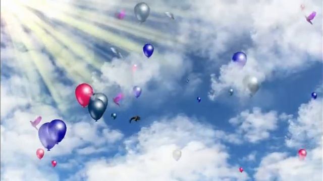 Футаж Небо, Облака, Солнце. Воздушные шарики летят смотреть онлайн