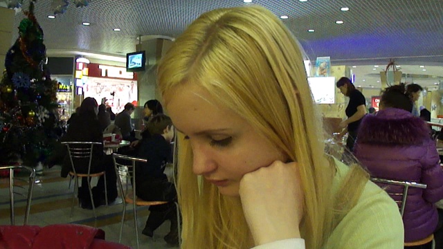 Самая красивая девушка во вселенной