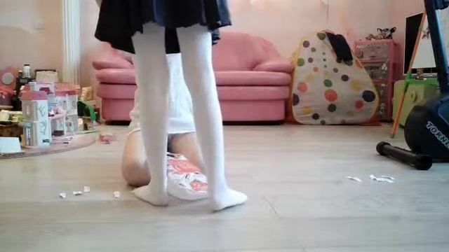 Модели учительница Челлендж смотреть онлайн