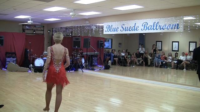 Samba - Moliendo Cafe - Ultimate Latin Dance at Blue Suede Ballroom Dance Studio, Memphis, TN смотреть онлайн