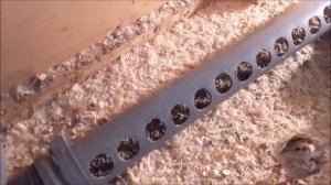 Как сделать кормушку не просыпайку  для цыплят Кормушка из пластиковой трубы