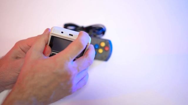 ► ПОРТАТИВНАЯ ИГРОВАЯ ПРИСТАВКА RETRO FC PLUS 168 ВСТРОЕННЫХ ИГР ? РАСПАКОВКА ? И ОБЗОР ⬇️