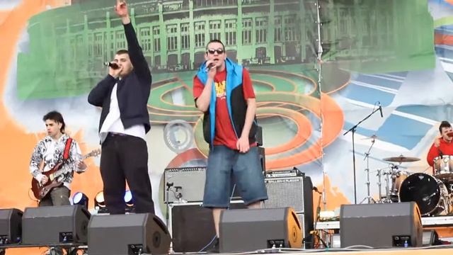 Loc-Dog -- Прыгай (Лужники 01.05.12)