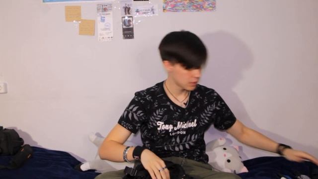 Я каждый день беру это с собой. Что в рюкзаке у гика в 2023? смотреть онлайн