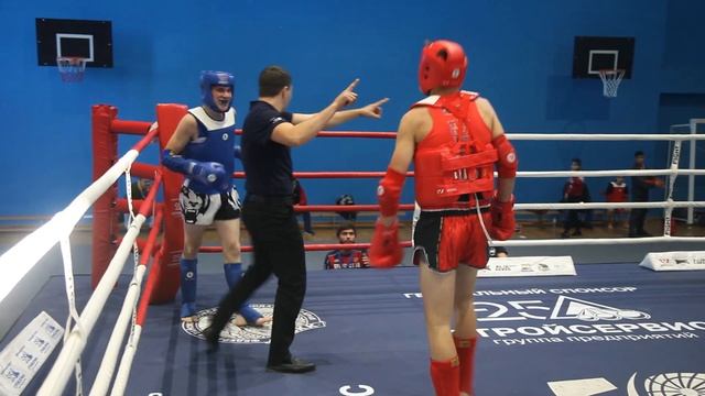 СЦЕ "РУССКИЙ МЕДВЕДЬ" МАКСИМ СИМОНЯК ПОЛУФ.БОЙ ЧЕМПИОНАТ КРАСНОДАРСКОГО КРАЯ ПО ТАЙСКОМУ БОКСУ смотреть онлайн