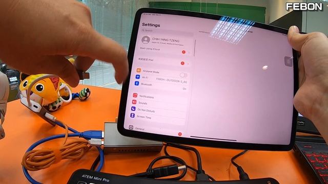 ATEM mini pro multiview on a iPad Pro смотреть онлайн