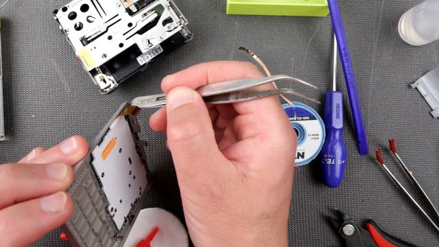 Sony MZ NH700 HiMD Part 2: Assembling and Testing смотреть онлайн