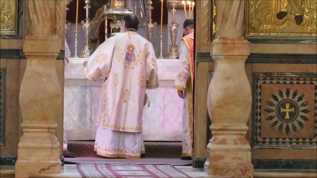 Литургия в Храме Гроба Господня в Иерусалиме 24.05.2017 смотреть онлайн